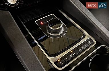 Внедорожник / Кроссовер Jaguar F-Pace 2016 в Киеве