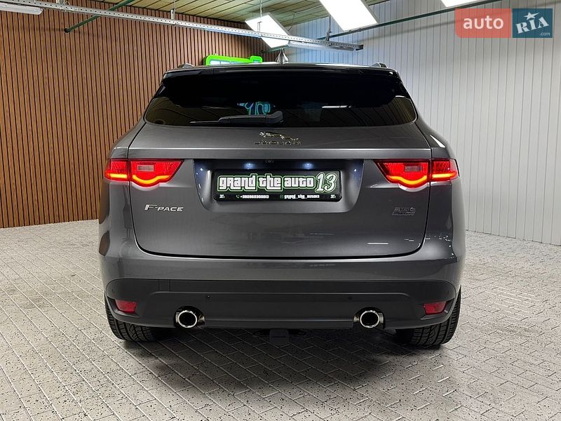 Внедорожник / Кроссовер Jaguar F-Pace 2016 в Киеве