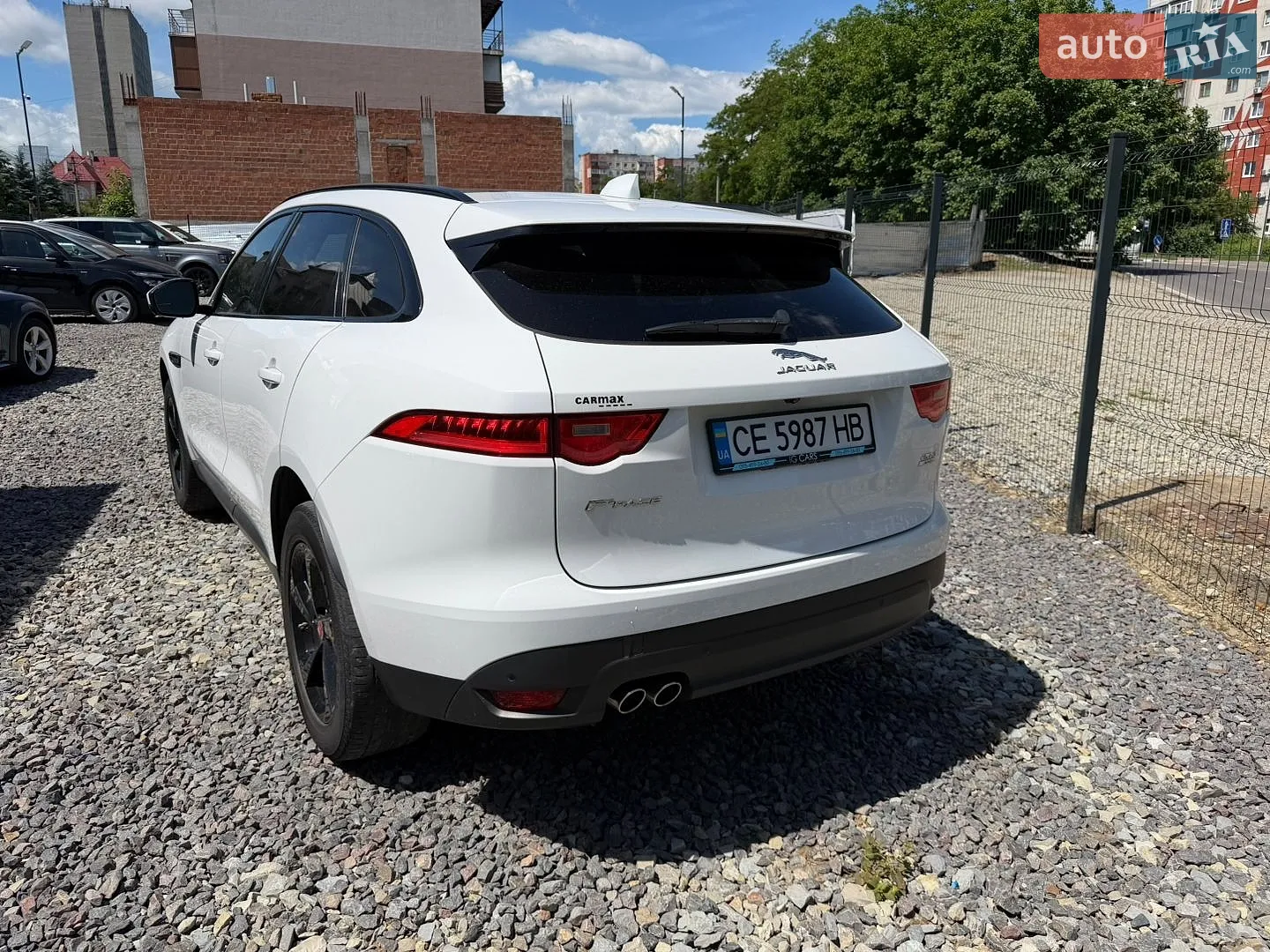 2017 Jaguar F-Pace - мініатюра 8
