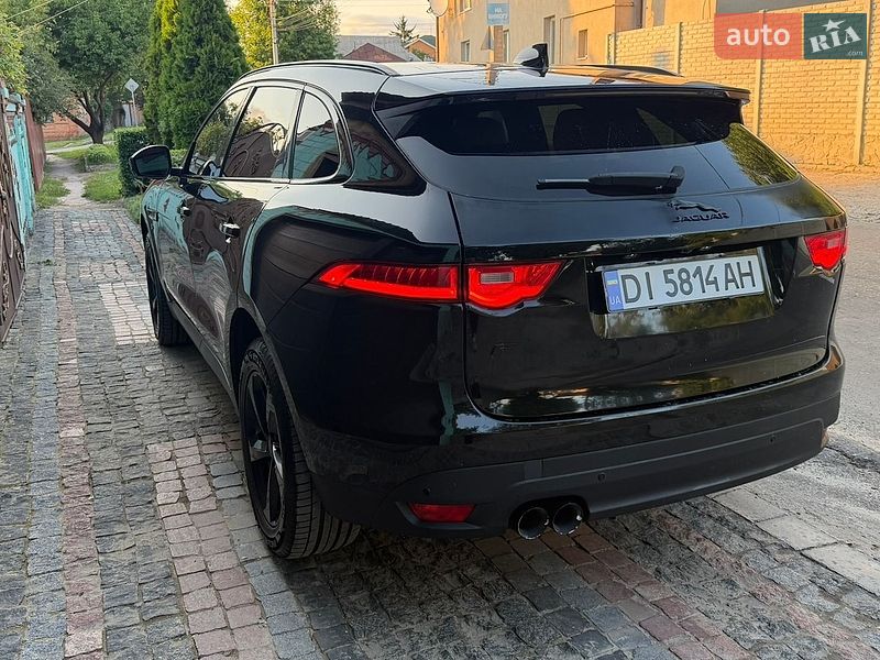 Позашляховик / Кросовер Jaguar F-Pace 2016 в Харкові