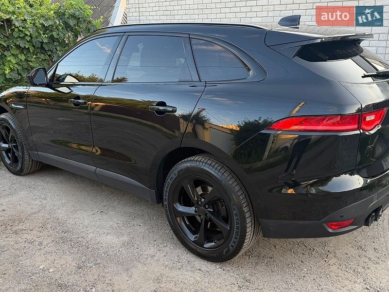 Позашляховик / Кросовер Jaguar F-Pace 2016 в Харкові