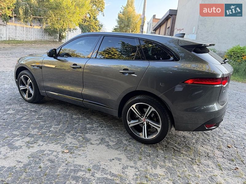 Внедорожник / Кроссовер Jaguar F-Pace 2016 в Киеве
