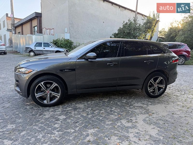 Внедорожник / Кроссовер Jaguar F-Pace 2016 в Киеве