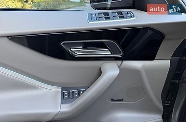 Внедорожник / Кроссовер Jaguar F-Pace 2016 в Киеве