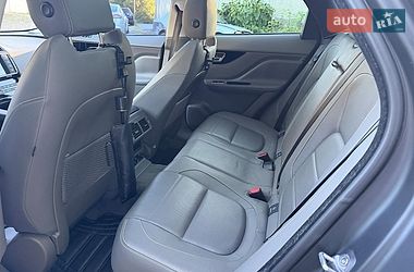 Внедорожник / Кроссовер Jaguar F-Pace 2016 в Киеве