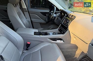 Внедорожник / Кроссовер Jaguar F-Pace 2016 в Киеве