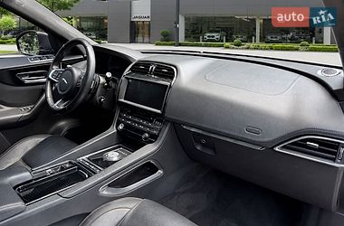 Внедорожник / Кроссовер Jaguar F-Pace 2020 в Киеве фото 27 Внедорожник / Кроссовер Jaguar F-Pace 2020 в Киеве