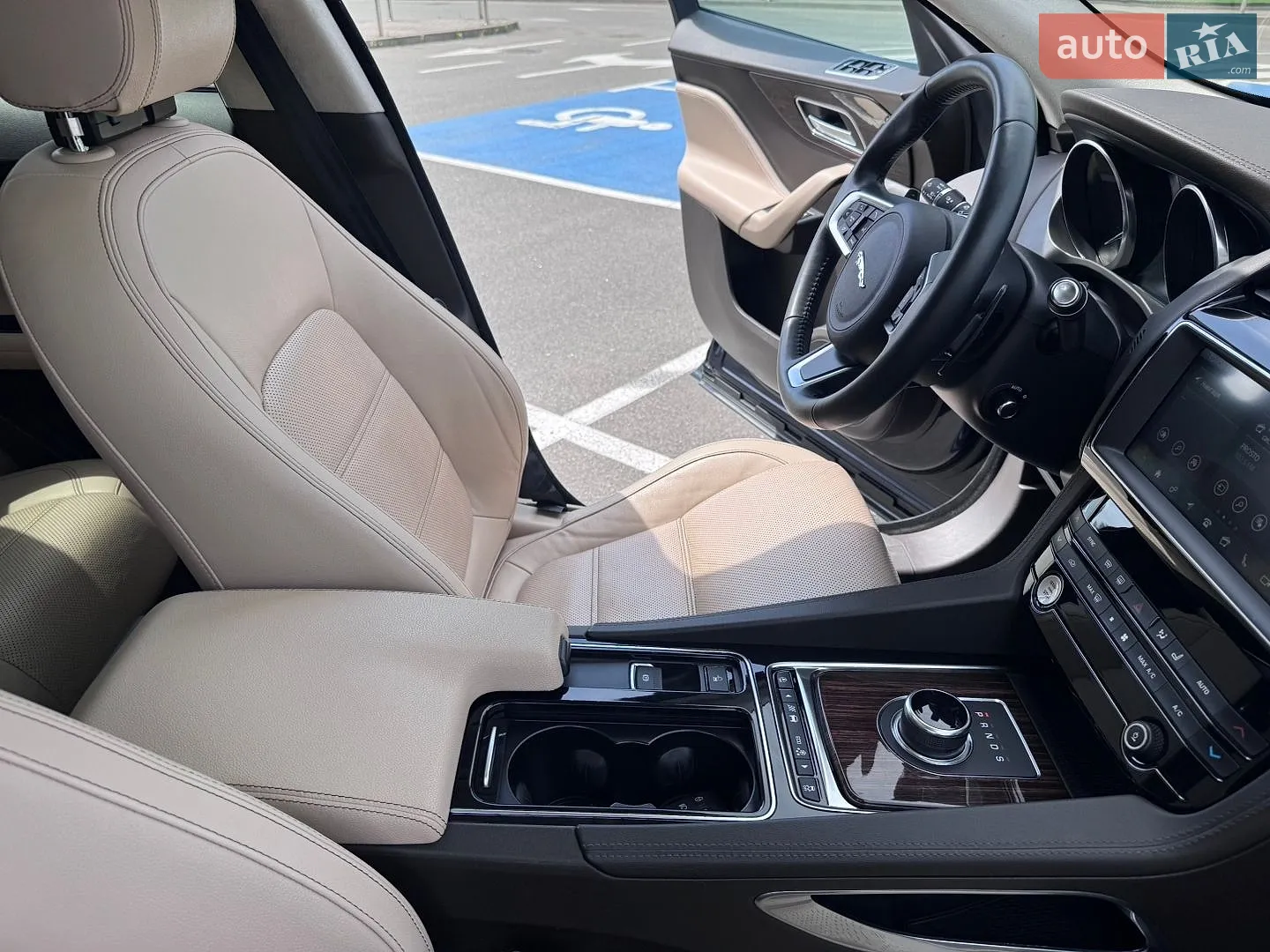 2020 Jaguar F-Pace - мініатюра 33