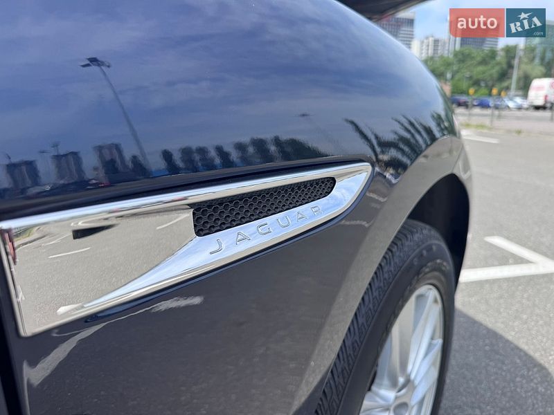 Внедорожник / Кроссовер Jaguar F-Pace 2020 в Киеве