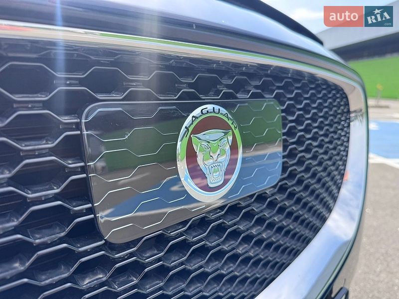 Внедорожник / Кроссовер Jaguar F-Pace 2020 в Киеве