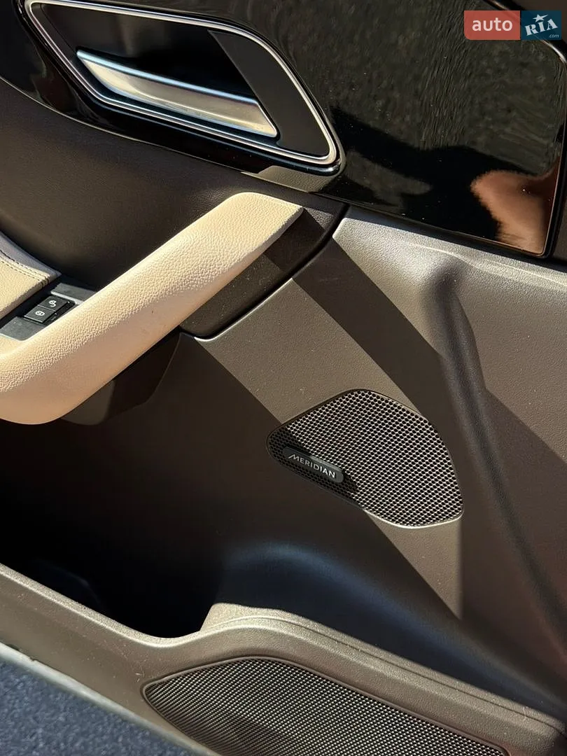2016 Jaguar F-Pace - мініатюра 17