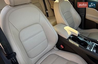 Внедорожник / Кроссовер Jaguar F-Pace 2016 в Харькове