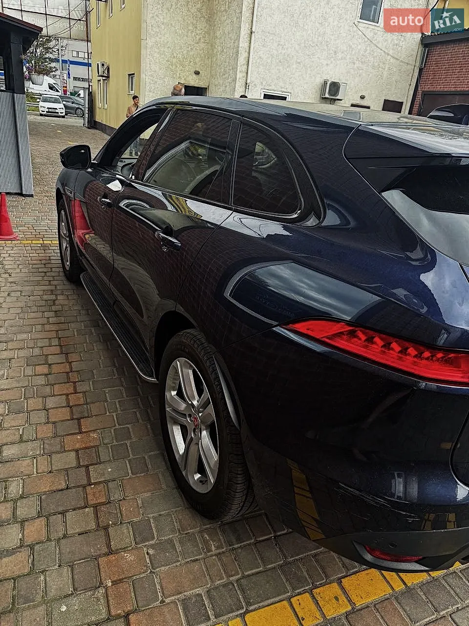 2016 Jaguar F-Pace - мініатюра 11