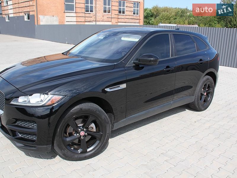 Внедорожник / Кроссовер Jaguar F-Pace 2016 в Нововолынске