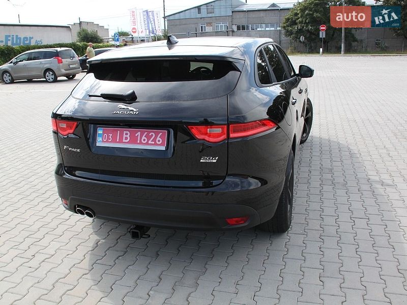 Внедорожник / Кроссовер Jaguar F-Pace 2016 в Нововолынске