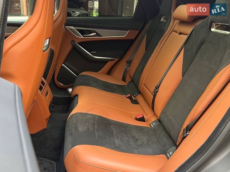 Внедорожник / Кроссовер Jaguar F-Pace 2022 в Киеве
