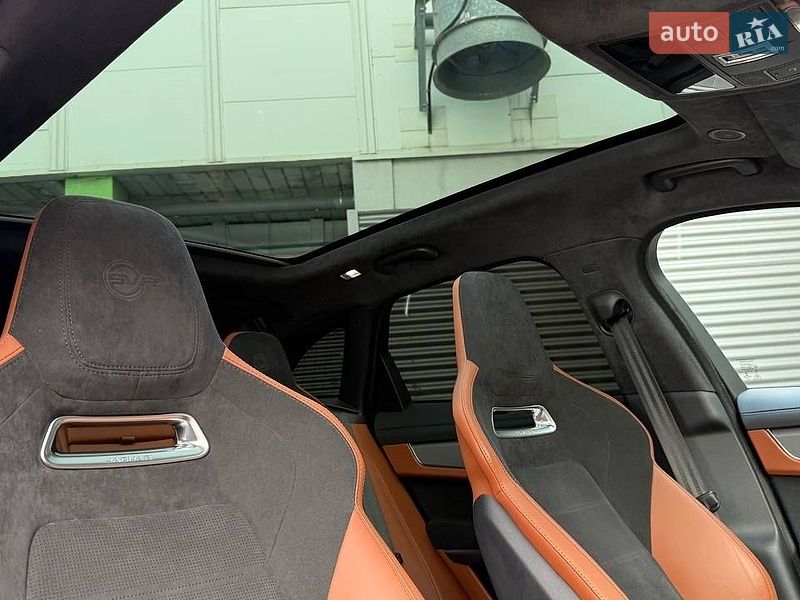 Внедорожник / Кроссовер Jaguar F-Pace 2022 в Киеве