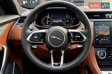 Внедорожник / Кроссовер Jaguar F-Pace 2022 в Киеве