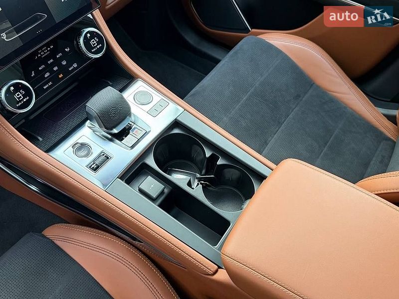 Внедорожник / Кроссовер Jaguar F-Pace 2022 в Киеве