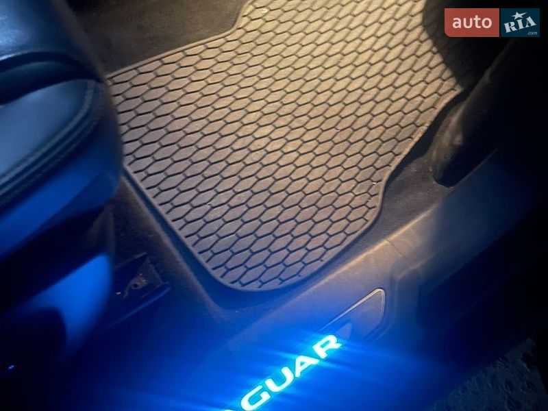 Внедорожник / Кроссовер Jaguar F-Pace 2020 в Самборе