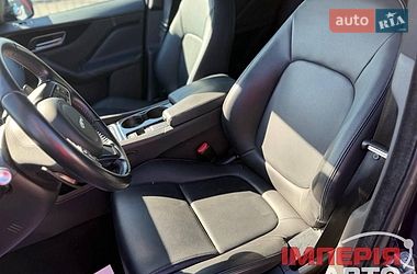 Позашляховик / Кросовер Jaguar F-Pace 2016 в Києві