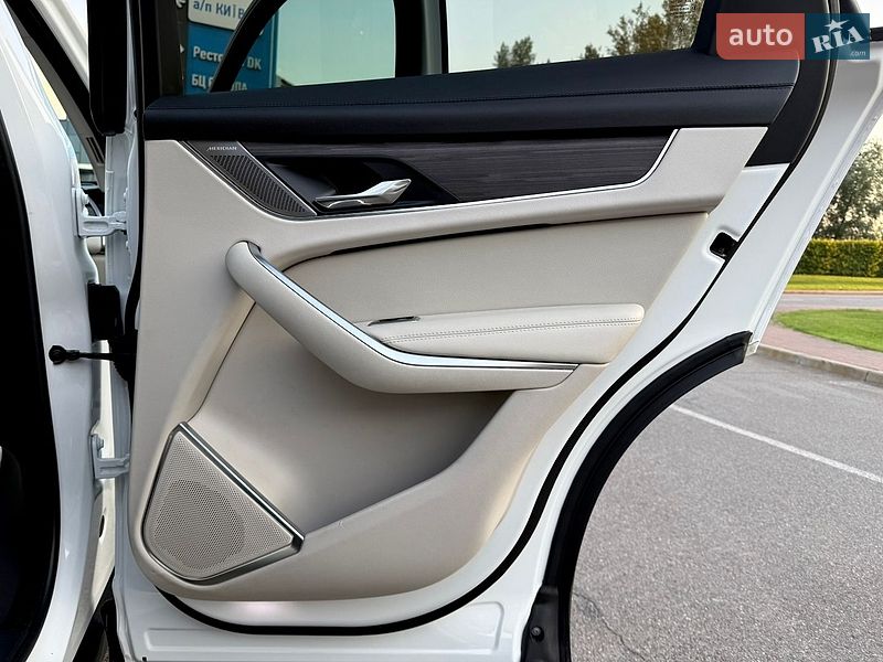 Позашляховик / Кросовер Jaguar F-Pace 2022 в Києві фото 41 Позашляховик / Кросовер Jaguar F-Pace 2022 в Києві