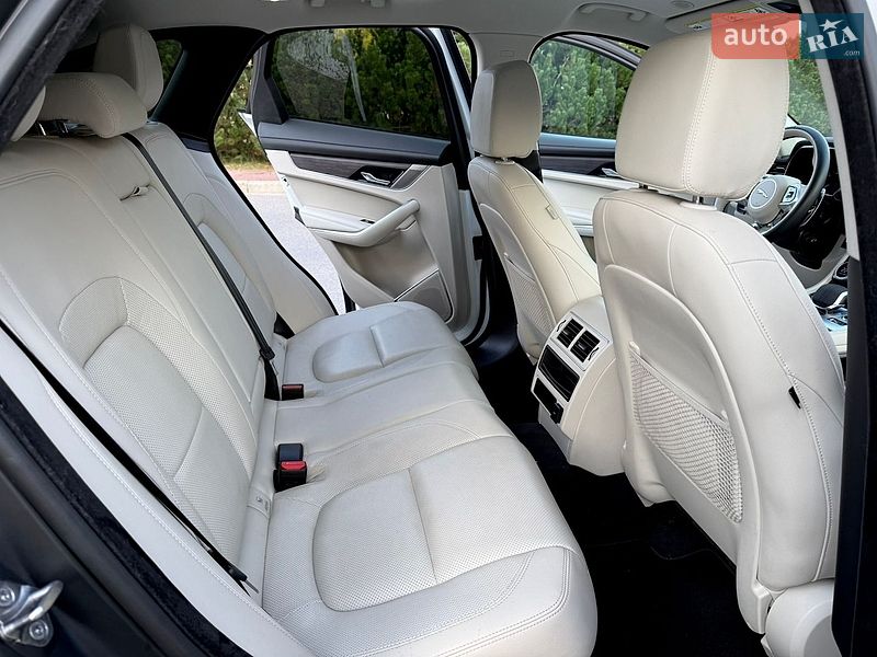 Позашляховик / Кросовер Jaguar F-Pace 2022 в Києві фото 44 Позашляховик / Кросовер Jaguar F-Pace 2022 в Києві