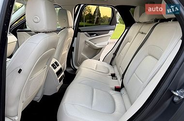 Позашляховик / Кросовер Jaguar F-Pace 2022 в Києві фото 52 Позашляховик / Кросовер Jaguar F-Pace 2022 в Києві