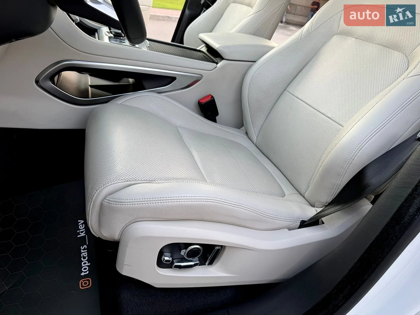 2022 Jaguar F-Pace - мініатюра 65