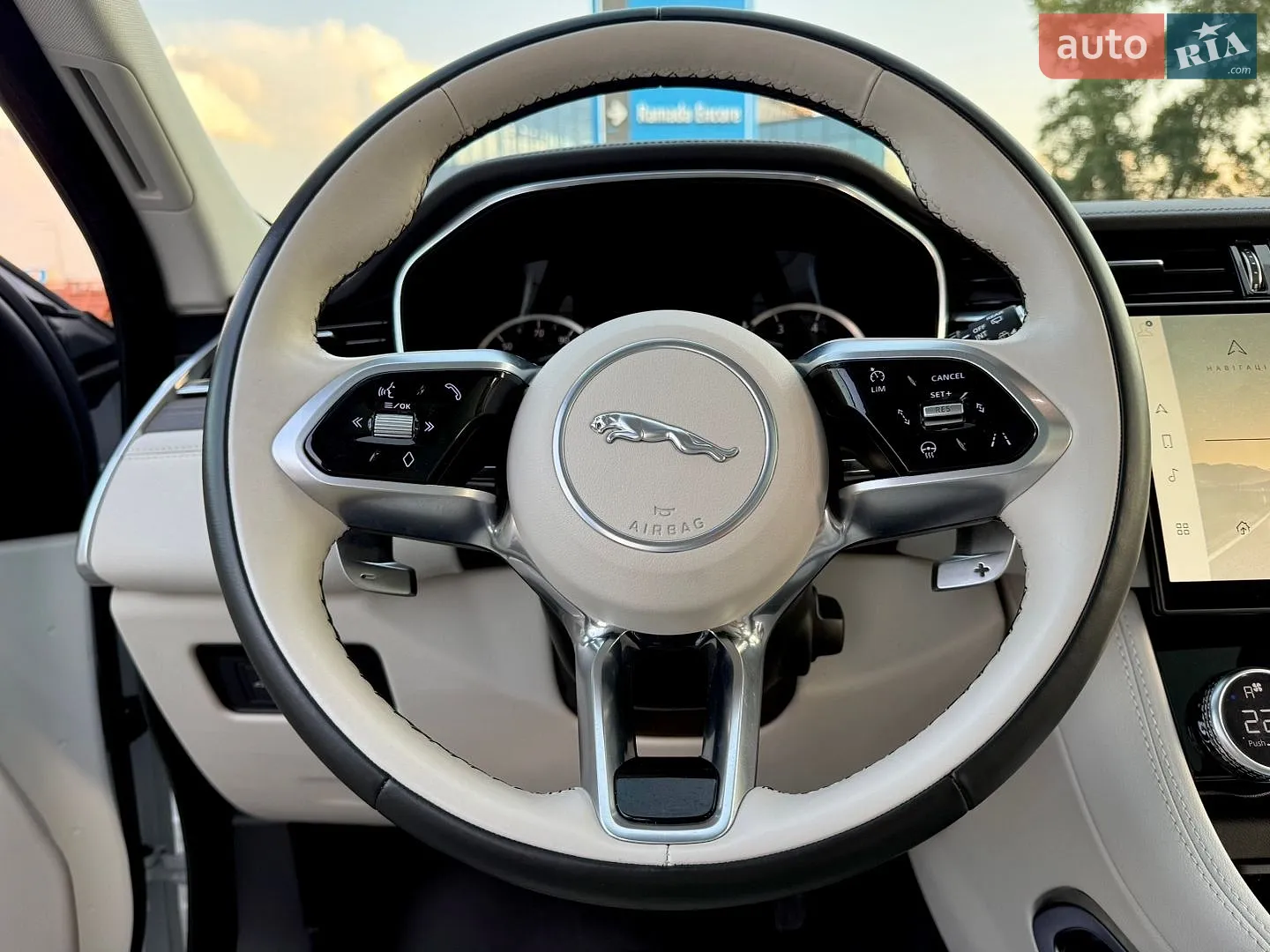 2022 Jaguar F-Pace - мініатюра 70