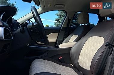 Внедорожник / Кроссовер Jaguar F-Pace 2017 в Львове фото 9 Внедорожник / Кроссовер Jaguar F-Pace 2017 в Львове