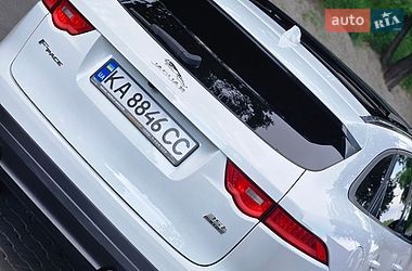 Позашляховик / Кросовер Jaguar F-Pace 2016 в Києві