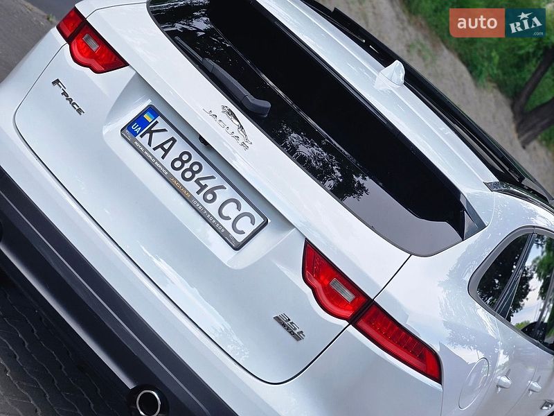 Позашляховик / Кросовер Jaguar F-Pace 2016 в Києві