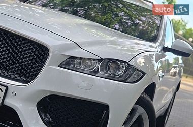 Позашляховик / Кросовер Jaguar F-Pace 2016 в Києві
