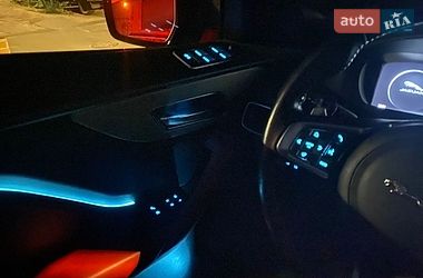 Внедорожник / Кроссовер Jaguar F-Pace 2017 в Киеве