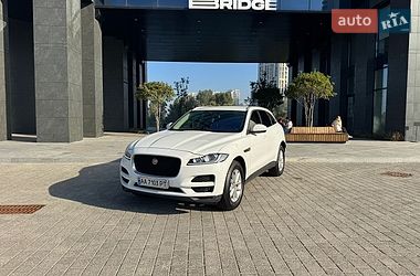 Позашляховик / Кросовер Jaguar F-Pace 2017 в Києві
