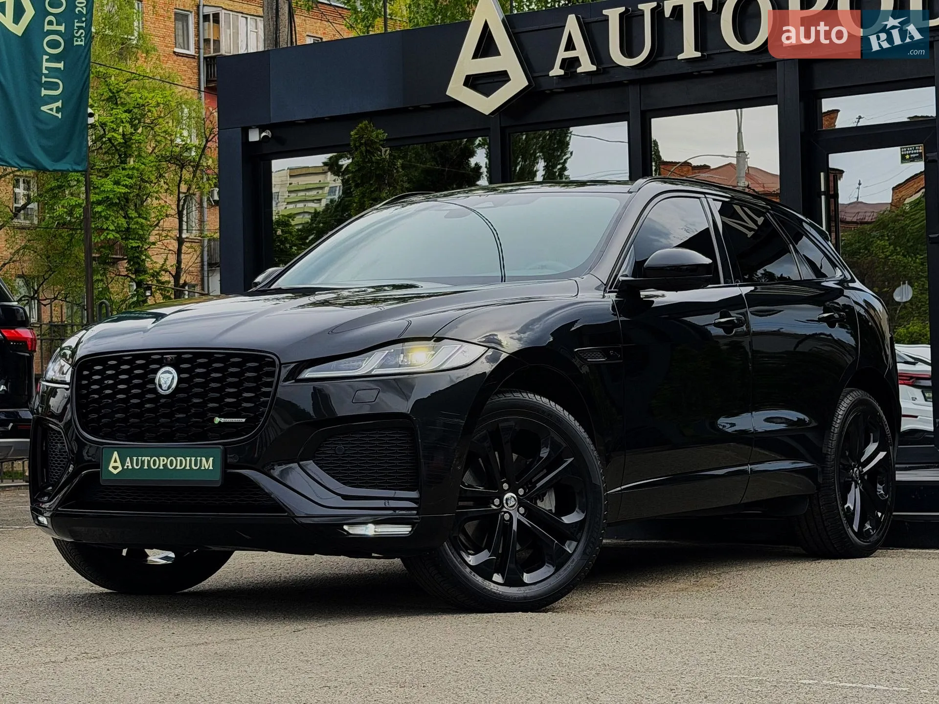 2023 Jaguar F-Pace - фото 1