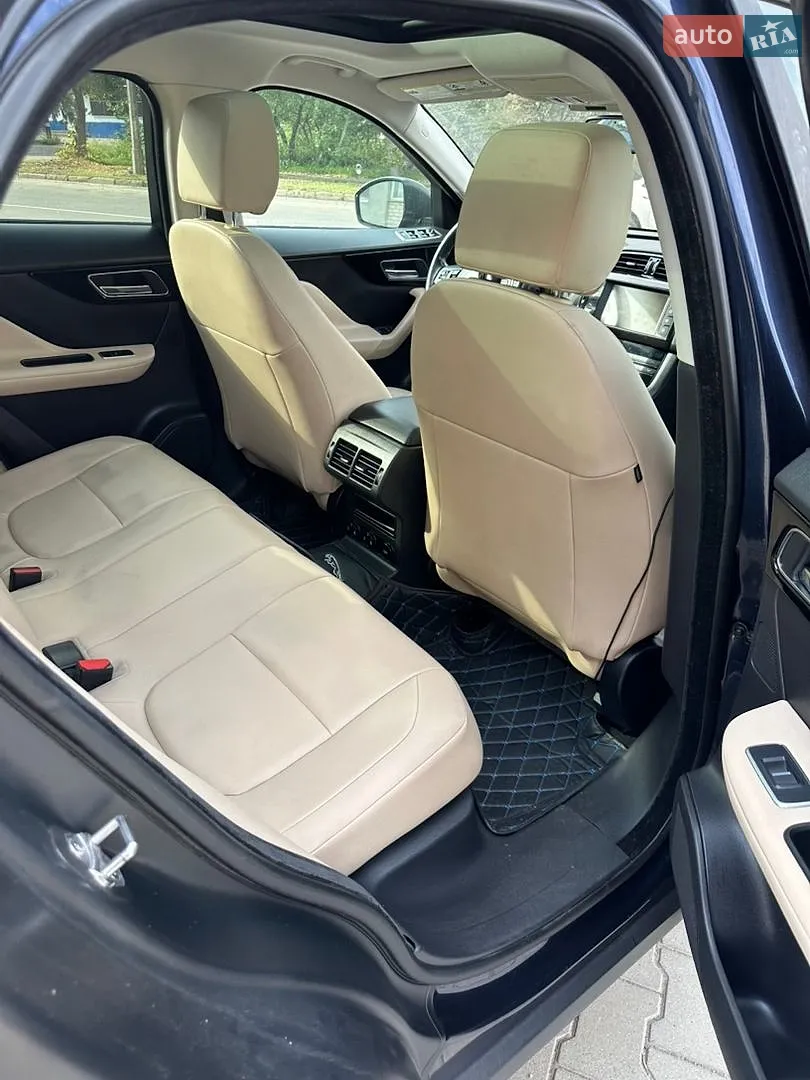 2016 Jaguar F-Pace - мініатюра 7