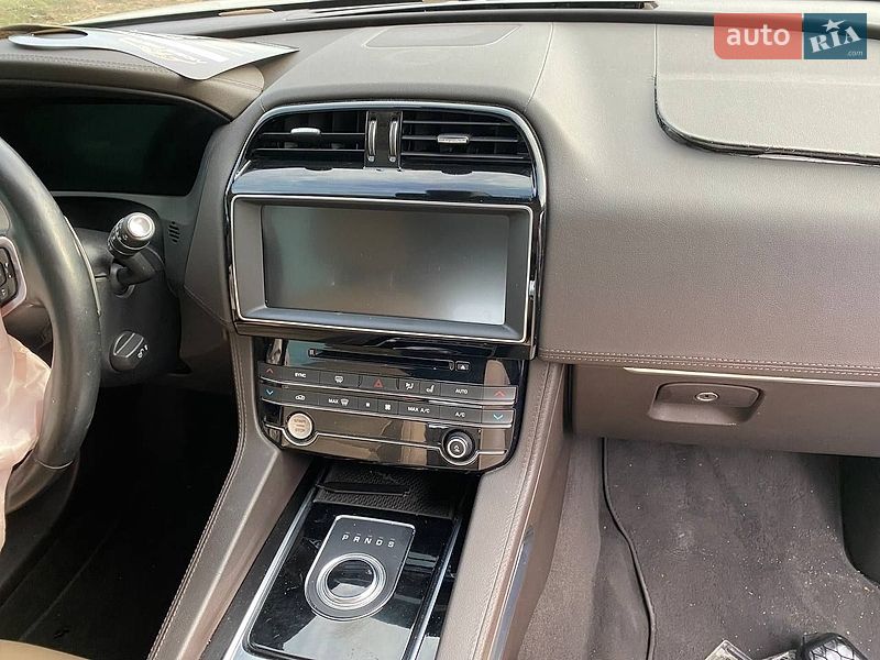 Позашляховик / Кросовер Jaguar F-Pace 2019 в Львові