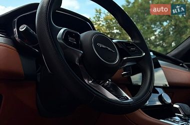 Позашляховик / Кросовер Jaguar F-Pace 2023 в Києві