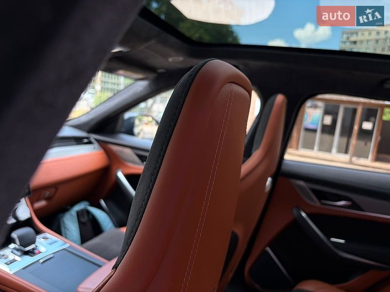 Позашляховик / Кросовер Jaguar F-Pace 2023 в Києві
