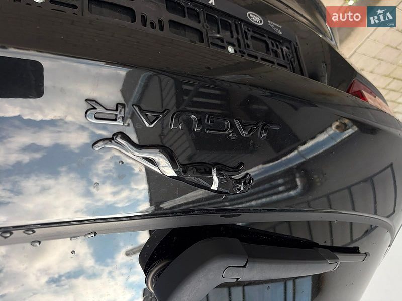 Позашляховик / Кросовер Jaguar F-Pace 2023 в Києві