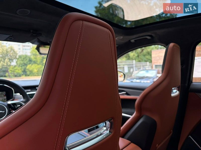 Позашляховик / Кросовер Jaguar F-Pace 2023 в Києві