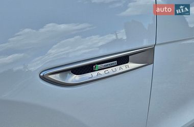 Внедорожник / Кроссовер Jaguar F-Pace 2017 в Дубно
