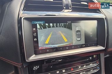 Внедорожник / Кроссовер Jaguar F-Pace 2017 в Дубно