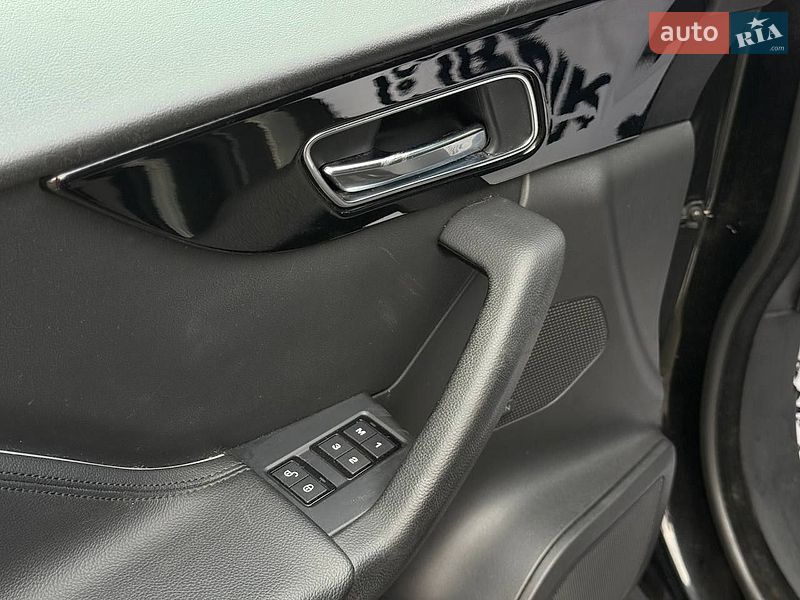 Позашляховик / Кросовер Jaguar F-Pace 2016 в Луцьку
