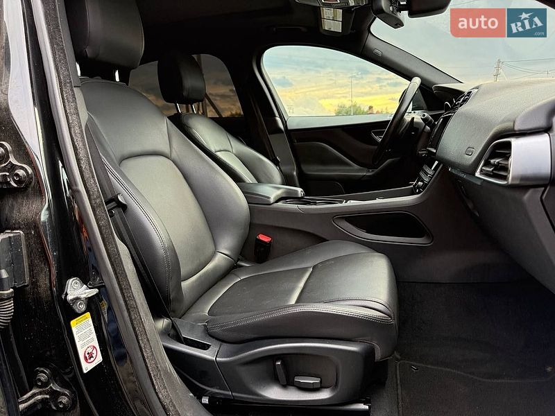 Позашляховик / Кросовер Jaguar F-Pace 2016 в Луцьку