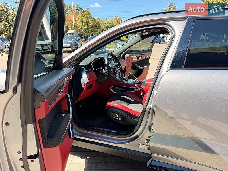 Внедорожник / Кроссовер Jaguar F-Pace 2021 в Чернигове