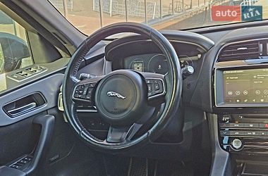 Внедорожник / Кроссовер Jaguar F-Pace 2016 в Киеве