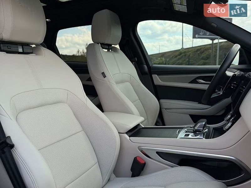 Внедорожник / Кроссовер Jaguar F-Pace 2024 в Ирпене